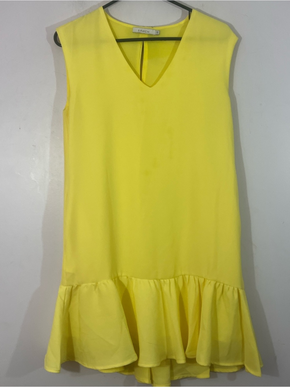 FRNCH Women’s Small Yellow Ruffle Hem Shift Dress Black Bow Sleeveless - Picture 1 of 4